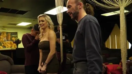 Gloryhole Secrets: Behind the Gloryhole with Kenzie