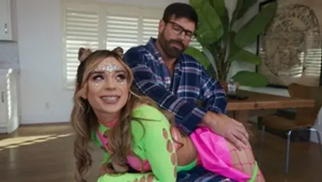 Brazzers: Aria's Kneeling Begs for Forgiveness