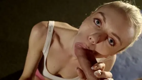 Petite HD - Hottest shaved girl Molly Mae rough fitness